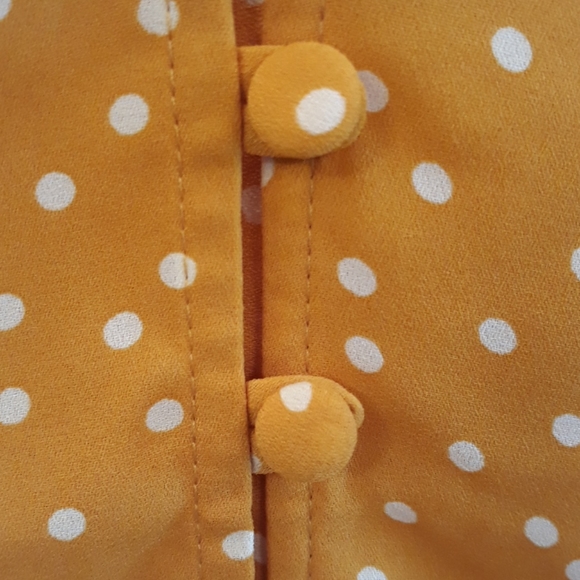 NEW Torrid Yellow / White Polka Dot 3/4 Top - Picture 5 of 8